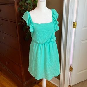 Ruffled straps green dress. Lined.  Size M